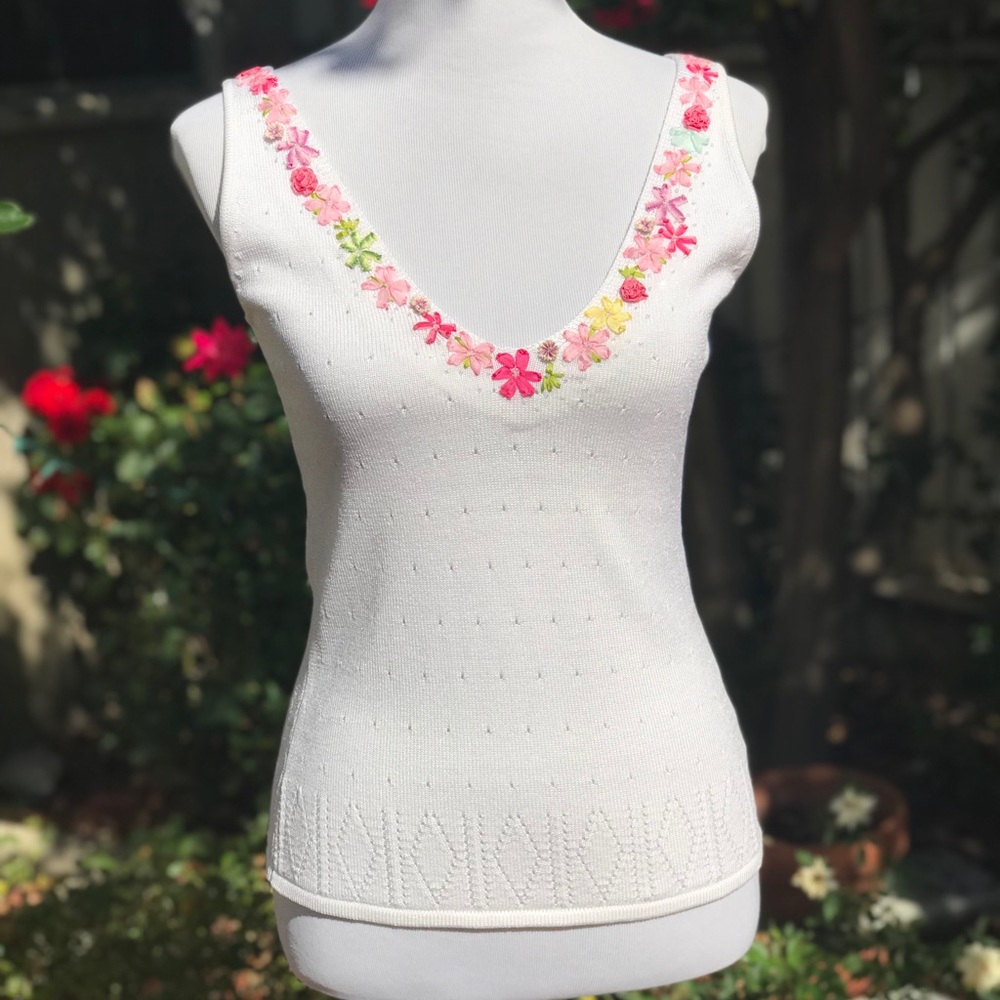 Dana Buchman Pink Beaded Neckline Knit Top - Picture 1 of 3